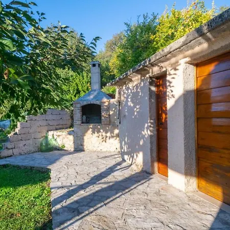 Villa House Rilovic By Guide Srednji Radovcici