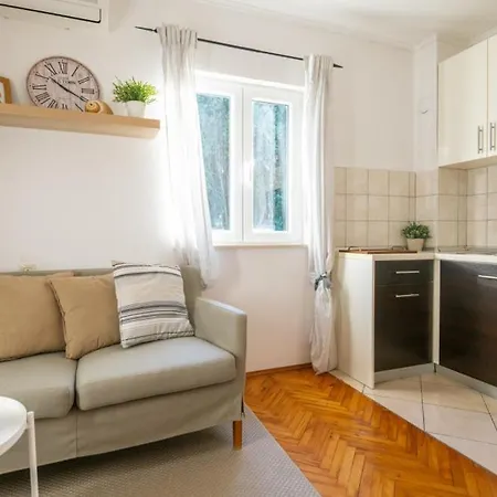 Villa House Rilovic By Guide *